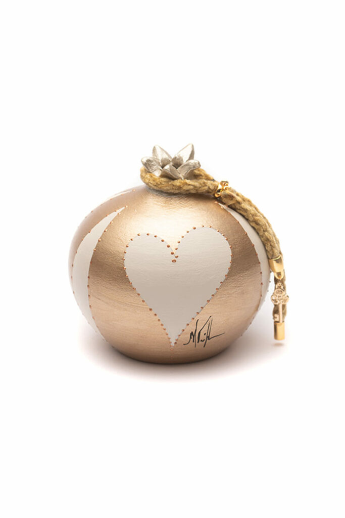 Athome Pavloudakis - Χριστουγεννιάτικο κεραμικό χρυσό-λευκό ρόδι με καρδιά